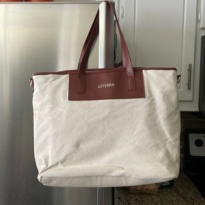 dōTERRA Overnight Bag